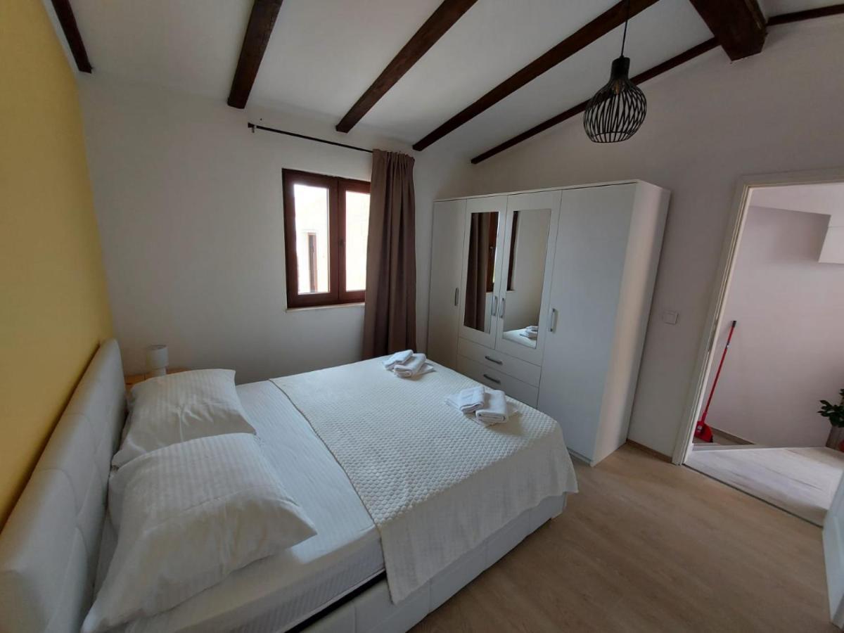 Holiday House Pag Zubovići 외부 사진
